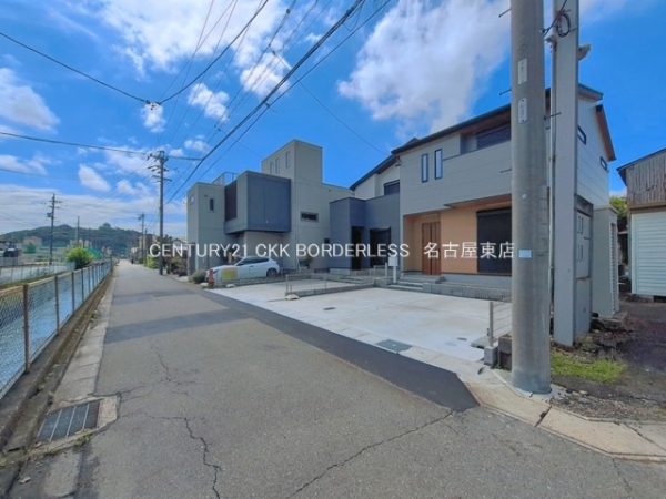 小牧市小牧１丁目の新築一戸建