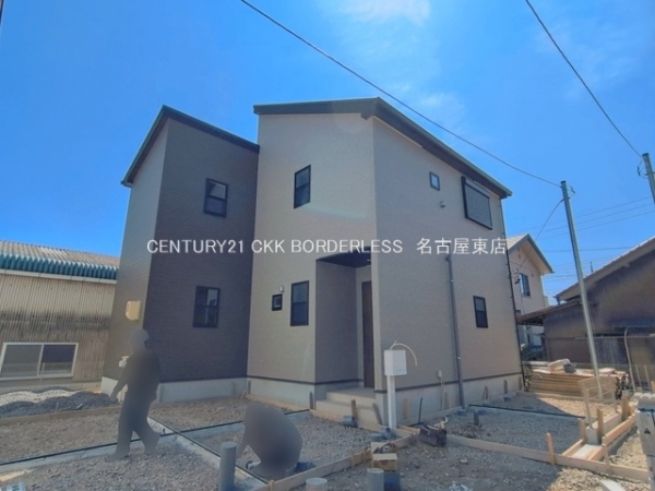 小牧市中央３丁目の新築一戸建