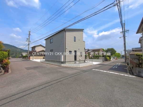 春日井市高森台６丁目の新築一戸建
