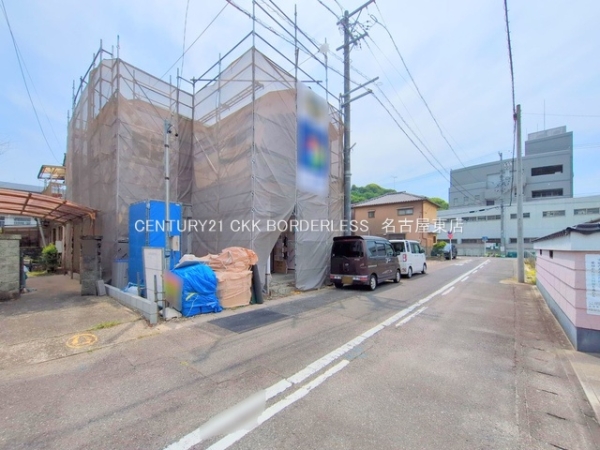 小牧市小牧１丁目の新築一戸建