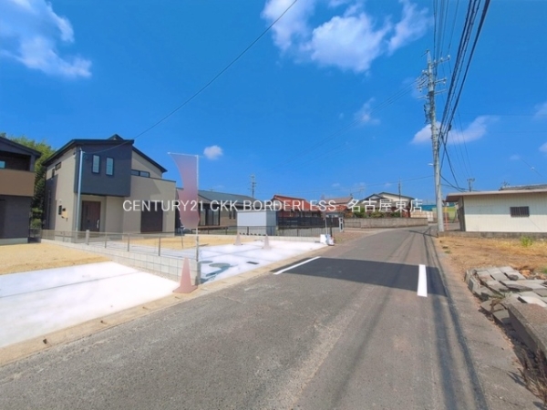 犬山市大字塔野地字南ノ切の新築一戸建