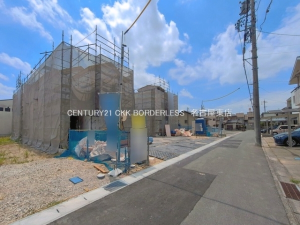 春日井市上条町８丁目の新築一戸建