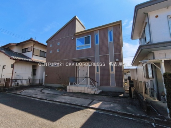 瀬戸市水無瀬町の中古一戸建て