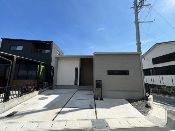 瀬戸市坂上町　中古戸建