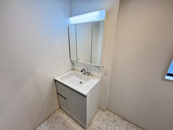 北名古屋市中之郷1棟1号棟