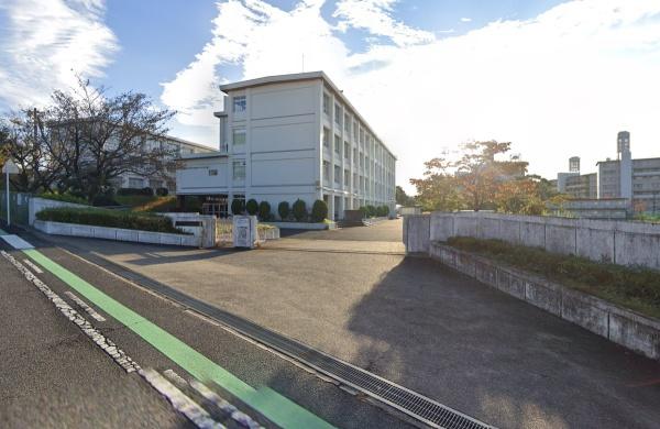 春日井市岩成台 2棟2号棟(春日井市立岩成台中学校)