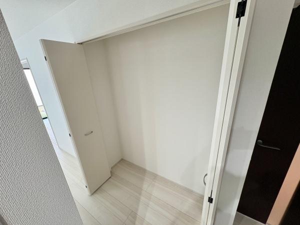 北名古屋市熊之庄13期6棟2号棟(収納)