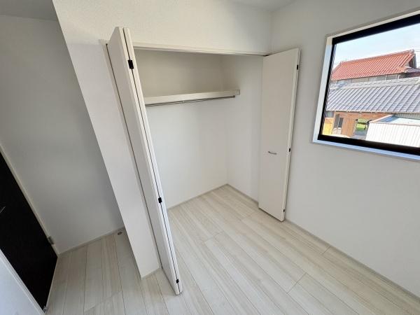 北名古屋市熊之庄13期6棟2号棟(収納)