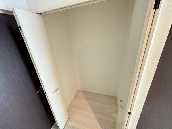 北名古屋市熊之庄13期6棟2号棟(収納)