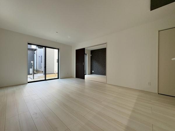 北名古屋市熊之庄13期6棟2号棟(リビング)