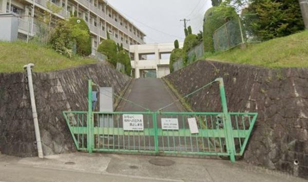 春日井市石尾台第21号棟(春日井市立東高森台小学校)