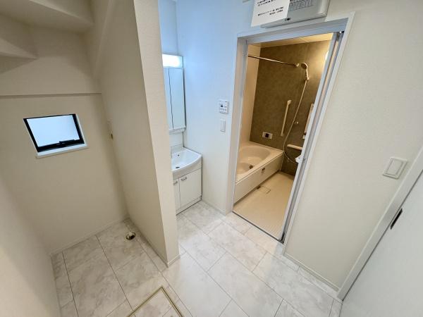 岩倉市大地町B号棟