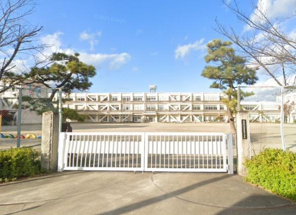 岩倉市大地町D号棟(岩倉市立岩倉南小学校)