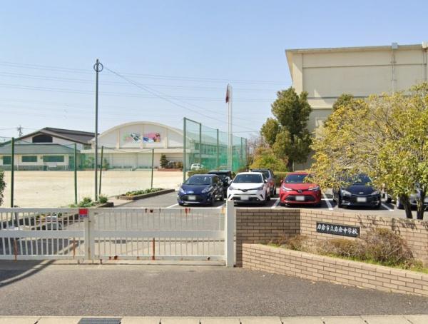 岩倉市大地町D号棟(岩倉市立岩倉中学校)