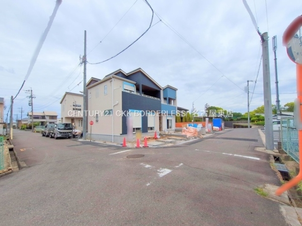 春日井市花長町１丁目の新築一戸建