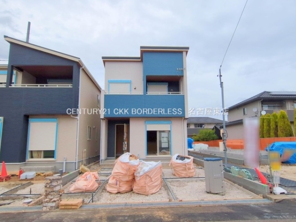 春日井市花長町１丁目の新築一戸建