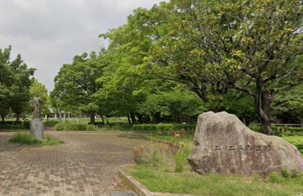 春日井市南花長町2期1号棟(二子山公園)
