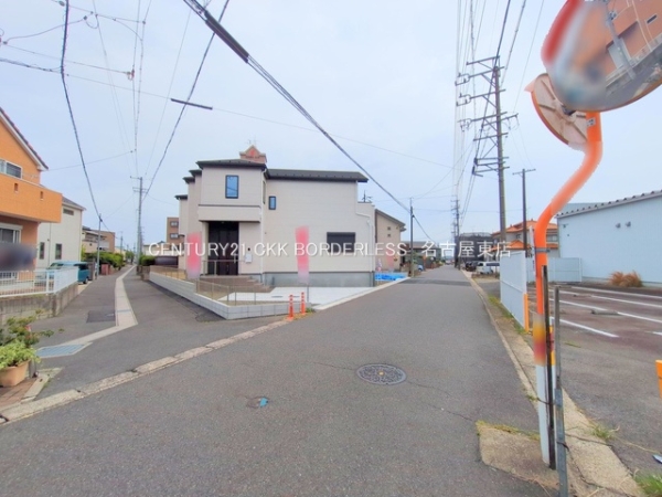 春日井市六軒屋町字水附の新築一戸建