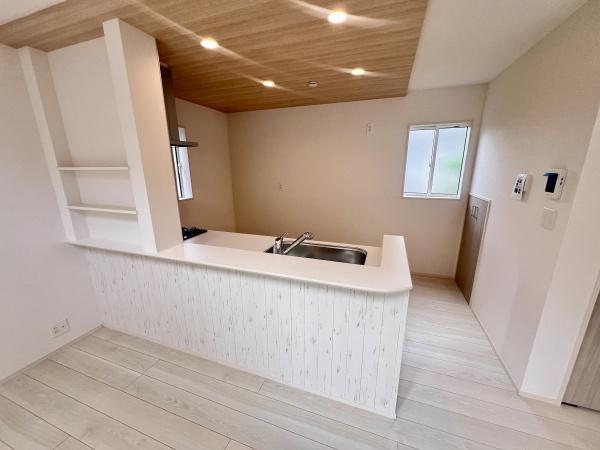 春日井市中央台7丁目(14ー18)2号棟