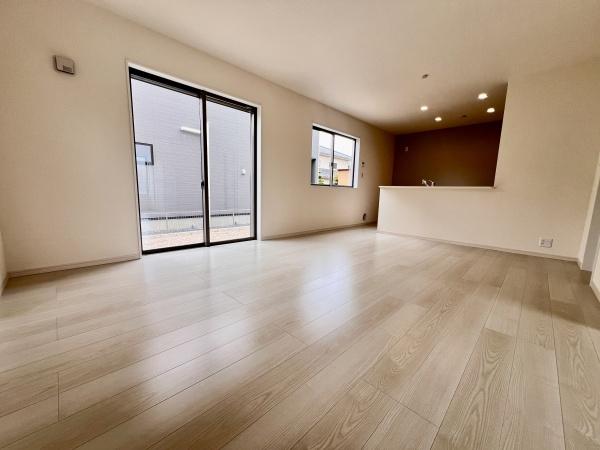 春日井市中央台六丁目1号棟