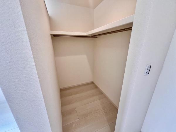 春日井市中央台六丁目1号棟