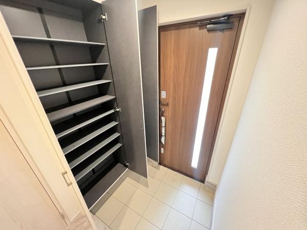 小牧市藤島2丁目2号棟