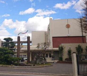 江南市前野町東2号棟(江南市立古知野中学校)