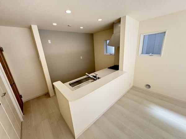 北名古屋市鍜冶ケ一色西3号棟