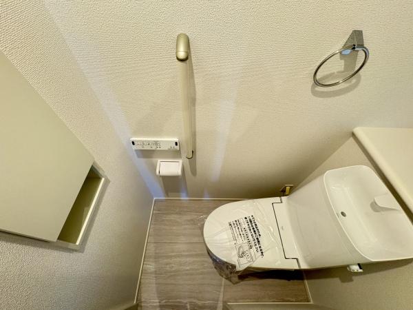 北名古屋市六ツ師7期8棟6号棟