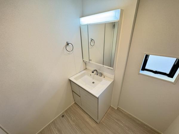 北名古屋市六ツ師7期8棟5号棟