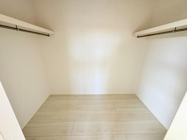 北名古屋市六ツ師7期8棟4号棟