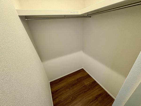 北名古屋市六ツ師7期8棟3号棟