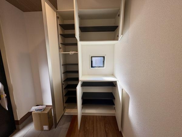 北名古屋市六ツ師7期8棟3号棟