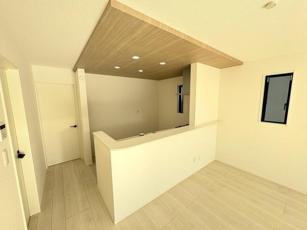 北名古屋市六ツ師7期8棟2号棟