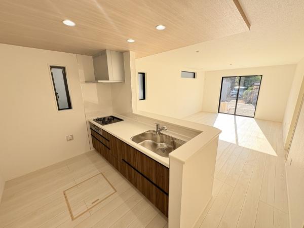 北名古屋市六ツ師7期8棟2号棟