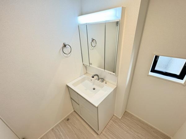 北名古屋市六ツ師7期8棟2号棟