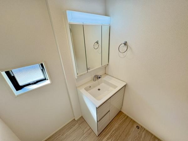 北名古屋市六ツ師7期8棟1号棟