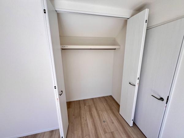 扶桑町高雄7期A号棟(収納)