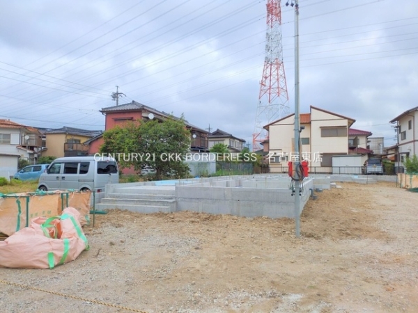 春日井市穴橋町３丁目の新築一戸建