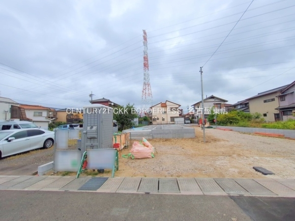 春日井市穴橋町３丁目の新築一戸建