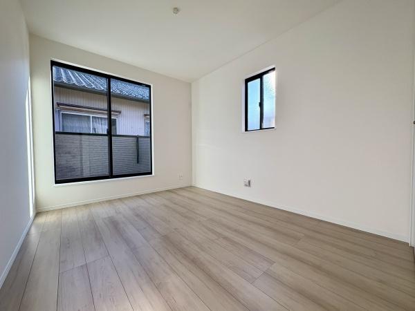 北名古屋市熊之庄山の前A号棟(洋室)