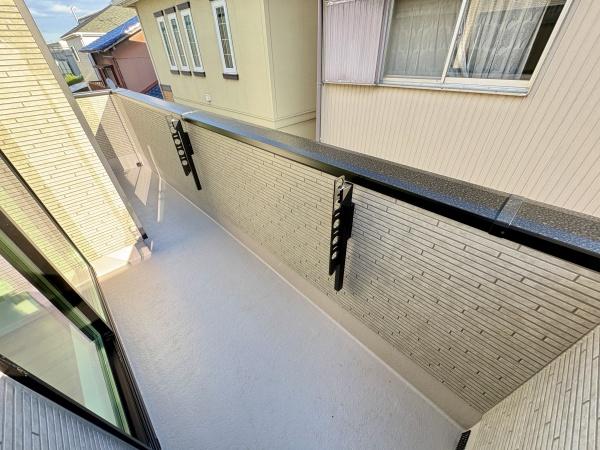 北名古屋市熊之庄山の前A号棟(バルコニー)