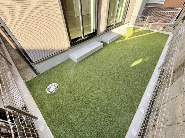 北名古屋市熊之庄山の前A号棟(庭)