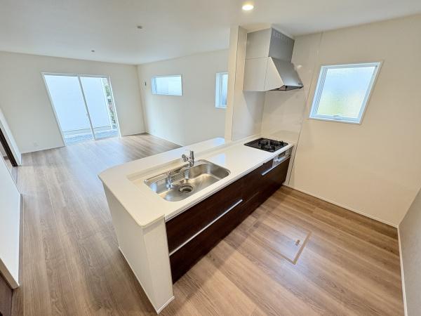 小牧市間々本町2号棟