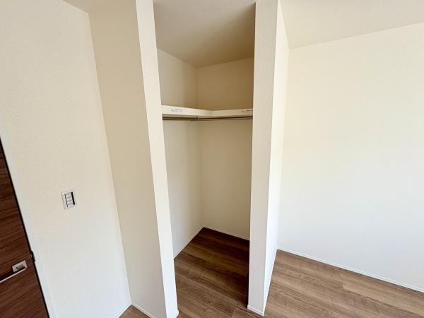 小牧市間々本町2号棟