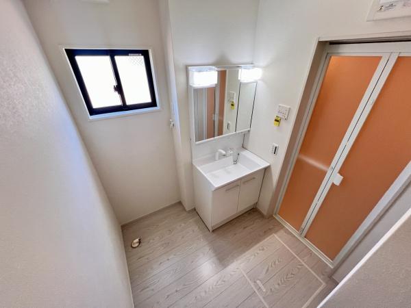 小牧市中央３丁目の新築一戸建