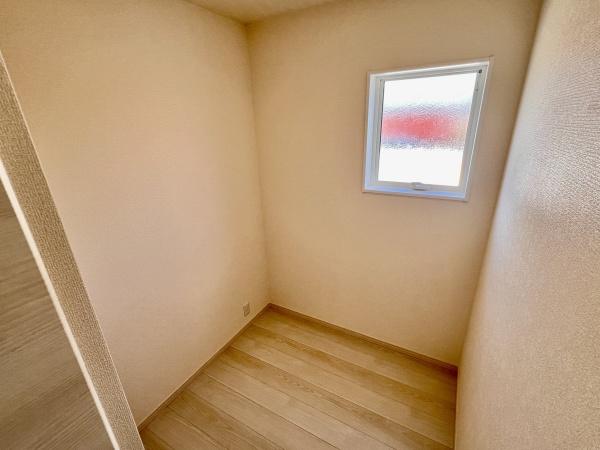 小牧市久保一色第四1号棟