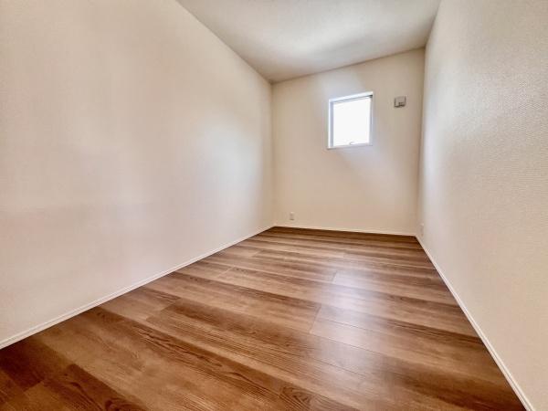 春日井市上田楽町内浦1号棟