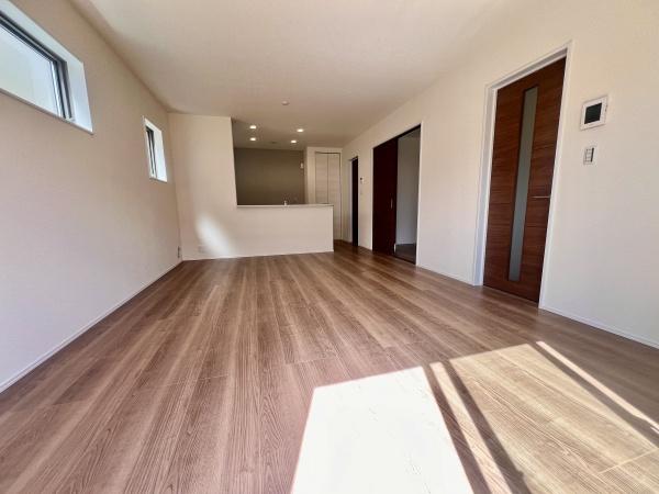 春日井市上田楽町内浦1号棟