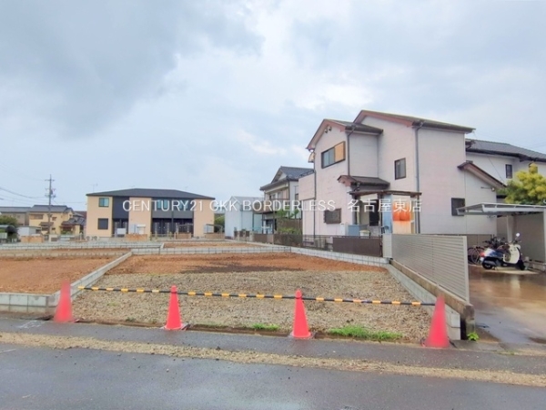 春日井市東野町西２丁目の新築一戸建
